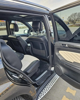 Mercedes-Benz GL cena 132000 przebieg: 124500, rok produkcji 2012 z Kałuszyn małe 562